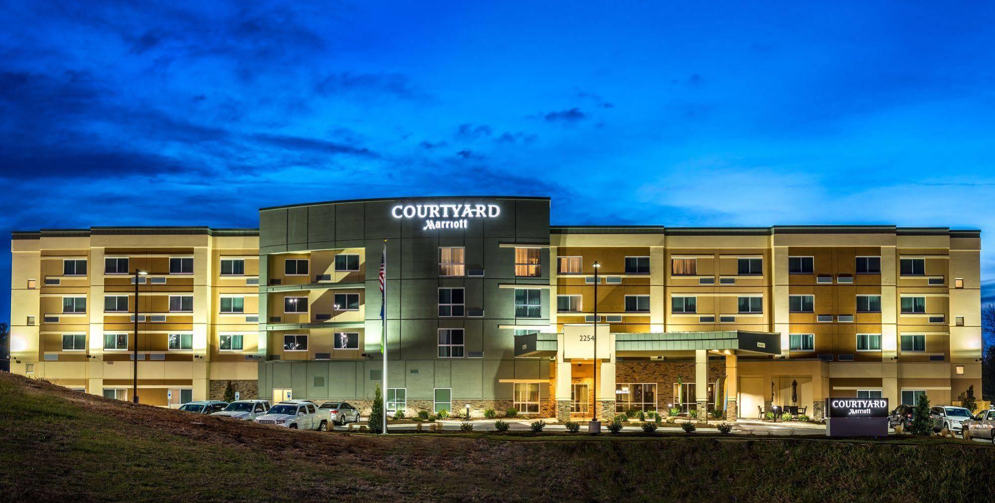 Courtyard By Marriott Somerset Esterno foto